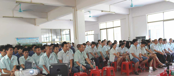 熱烈祝賀2015年8月份佛山興順精密模具有限公司管理升級誓師大會順利召開！