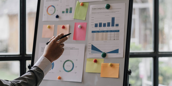 集團(tuán)管控：從分散到集中，打造高效協(xié)同的管控模式