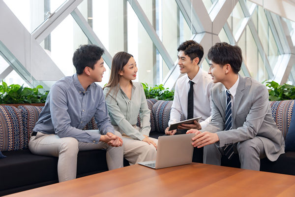 精準(zhǔn)營(yíng)銷(xiāo)策略：實(shí)現(xiàn)精準(zhǔn)定位和目標(biāo)客戶(hù)群