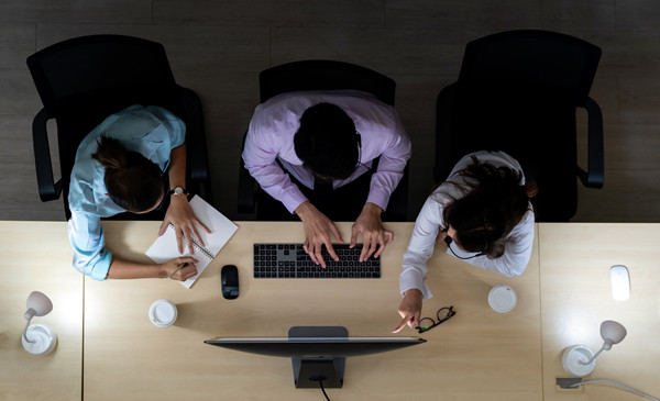 集團(tuán)管控：統(tǒng)一策略、優(yōu)化運(yùn)營、提升效率