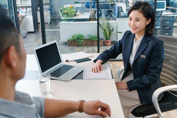 以客戶為中心的績效管理：關注客戶需求，提升客戶滿意度