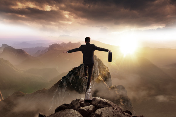 集團(tuán)管控：建立風(fēng)險防范機(jī)制，確保企業(yè)穩(wěn)健發(fā)展