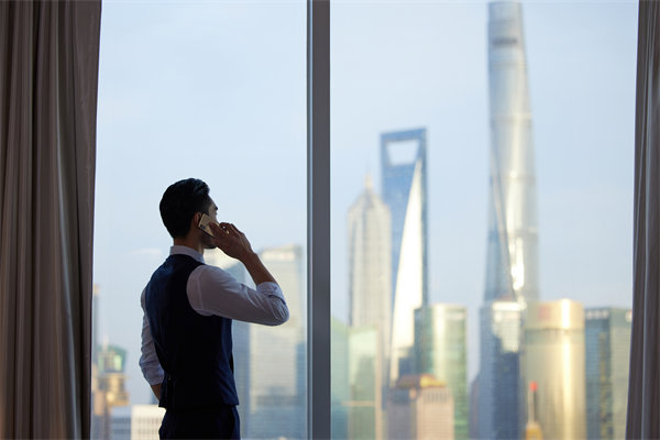 領(lǐng)導(dǎo)智慧：培養(yǎng)卓越領(lǐng)導(dǎo)者，引領(lǐng)企業(yè)不斷前行