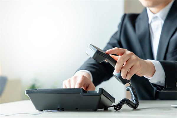 目標(biāo)市場(chǎng)：精準(zhǔn)定位，抓住目標(biāo)客戶