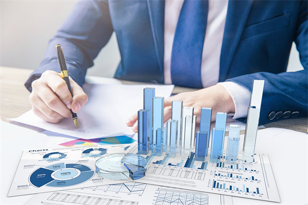 制定精準(zhǔn)經(jīng)營(yíng)計(jì)劃，引領(lǐng)企業(yè)穩(wěn)健發(fā)展，實(shí)現(xiàn)長(zhǎng)遠(yuǎn)目標(biāo)