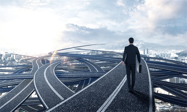 構(gòu)建高效集團管控模式，促進業(yè)務(wù)協(xié)同與資源整合