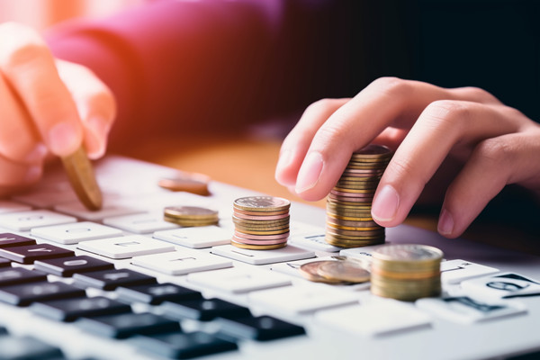 揭秘薪酬透明：如何打造信任基石，凝聚員工力量