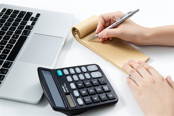 如何評估公司的薪酬水平在行業(yè)中的競爭力如何？