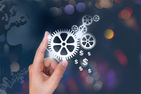 在薪酬體系設(shè)計時，應(yīng)如何考慮行業(yè)標(biāo)準和市場變化？