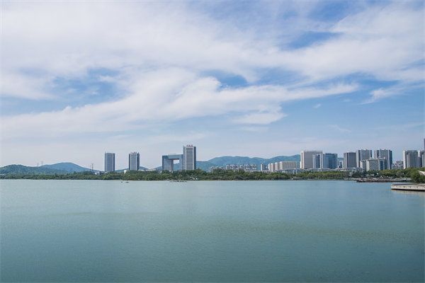 如何評(píng)估無(wú)錫管理咨詢公司的服務(wù)質(zhì)量與效果？