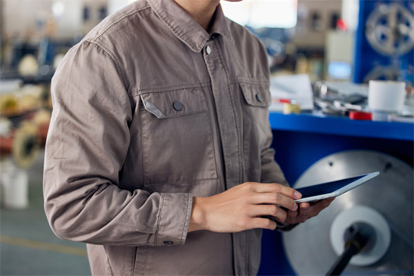 持續(xù)改進(jìn)機(jī)制在精益生產(chǎn)中如何驅(qū)動(dòng)質(zhì)量與成本雙贏？