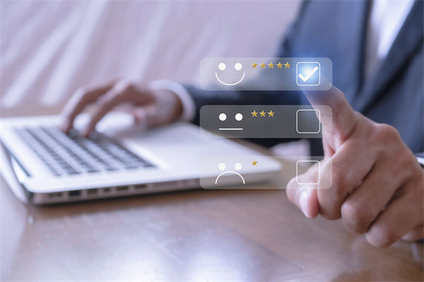 博士情侶瞞著領(lǐng)導(dǎo)下班擺攤月入3萬(wàn)3，企業(yè)薪酬管理的啟發(fā)