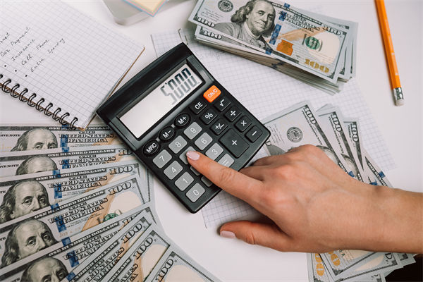 胖東來珠寶員工年薪從未低于20萬，對(duì)企業(yè)人資的啟發(fā)