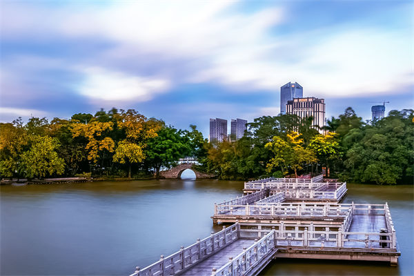 惠州人力資源咨詢公司如何優(yōu)化企業(yè)人才梯隊建設？