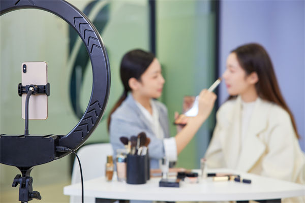 營銷咨詢公司的全球化服務(wù)如何助企業(yè)開拓國際市場？