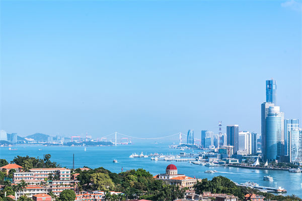 廈門營(yíng)銷咨詢公司如何為企業(yè)定制精準(zhǔn)營(yíng)銷策略？