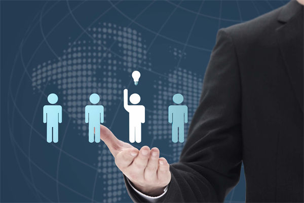 制定年度經(jīng)營(yíng)計(jì)劃時(shí)，如何平衡創(chuàng)新與風(fēng)險(xiǎn)？