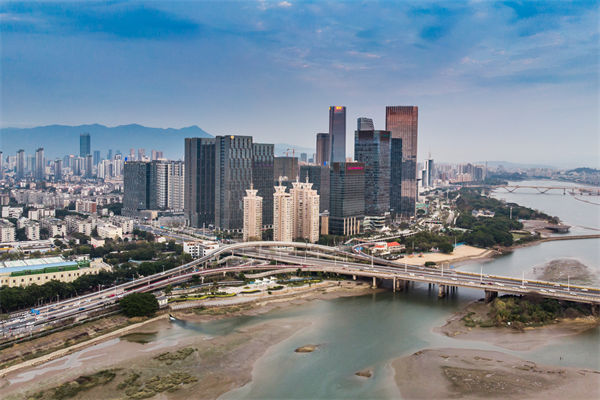 福州薪酬咨詢公司如何設(shè)計(jì)公平且具有競(jìng)爭(zhēng)力的薪酬體系？