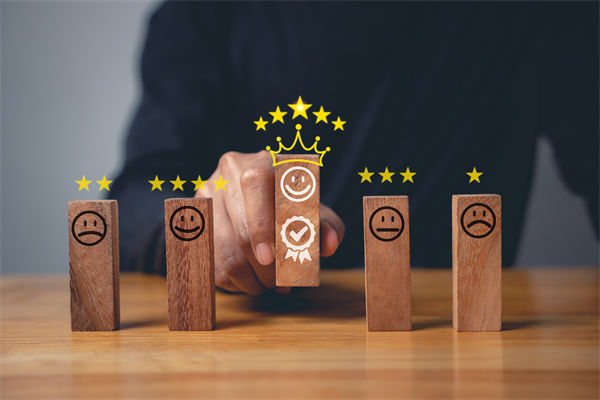 客戶為中心，管理咨詢?nèi)绾沃ζ髽I(yè)優(yōu)化服務(wù)體驗(yàn)？