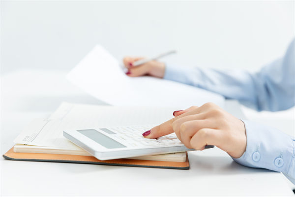 薪酬結(jié)構(gòu)如何設(shè)計(jì)才能最大化激勵員工積極性？