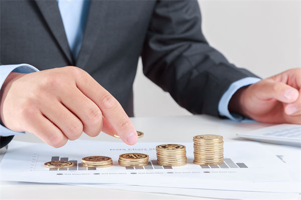 劉強(qiáng)東自購(gòu)8萬(wàn)盒巧克力贈(zèng)員工，對(duì)薪酬管理的啟示