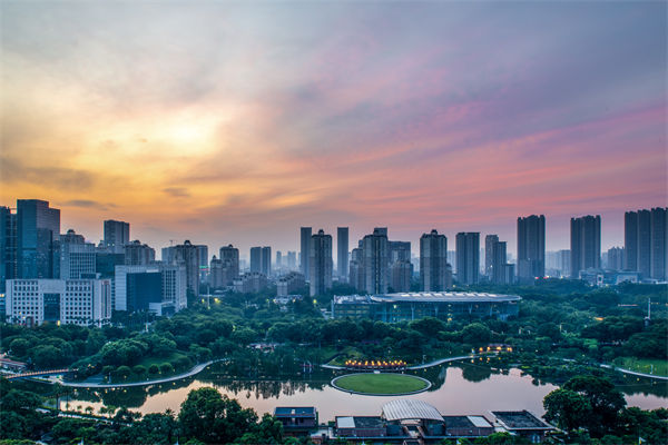 佛山預(yù)算管理咨詢(xún)公司如何助力企業(yè)實(shí)現(xiàn)預(yù)算精準(zhǔn)控制？