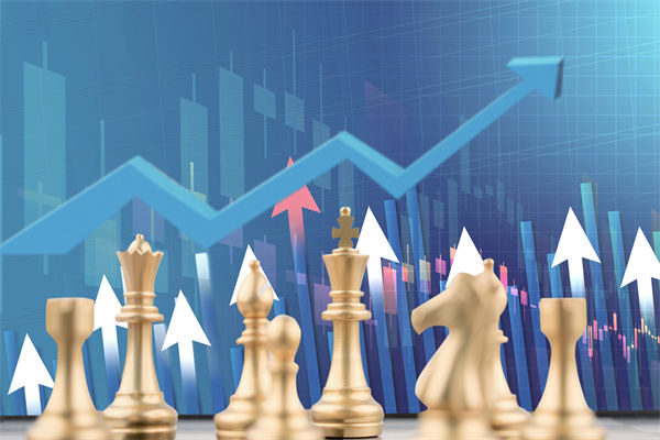 預算編制過程中，如何平衡資源需求與財務約束？