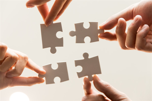 集團(tuán)管控失效，資源錯(cuò)配，在競(jìng)爭(zhēng)中只能節(jié)節(jié)敗退！