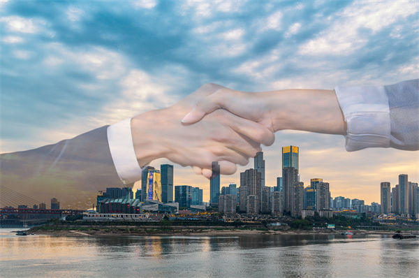 集團管控咨詢?nèi)绾螏椭髽I(yè)構(gòu)建協(xié)同高效的管理團隊？