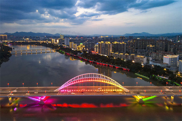 贛州大型企業(yè)如何通過集團(tuán)管控咨詢公司優(yōu)化資源配置？