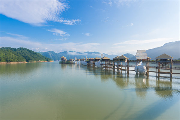 麗水戰(zhàn)略咨詢公司如何為企業(yè)量身定制破局發(fā)展戰(zhàn)略？