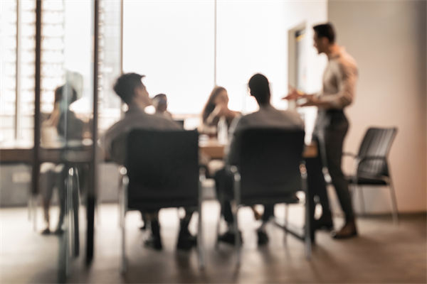 市場競爭激烈如戰(zhàn)場，年度經(jīng)營計劃助你搶占制勝高地