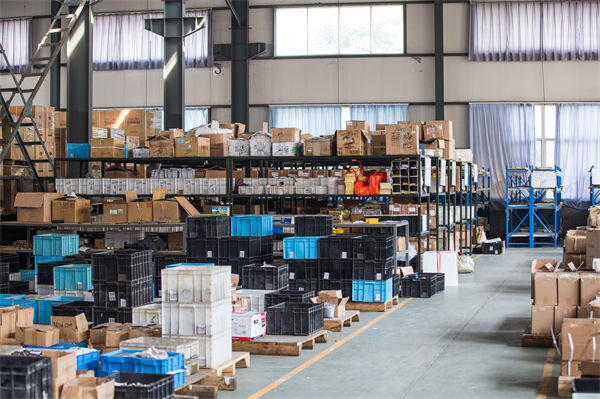 車間布局混亂不堪，精益生產巧妙規(guī)劃讓效率直線飆升