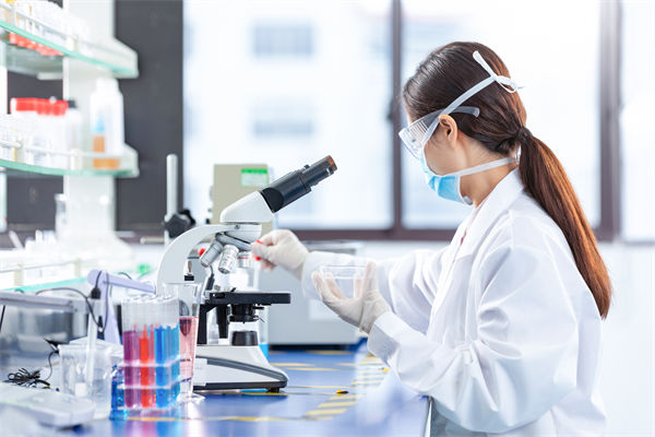 當(dāng)行業(yè)競(jìng)爭(zhēng)白熱化，戰(zhàn)略管理如何助企業(yè)脫穎而出？