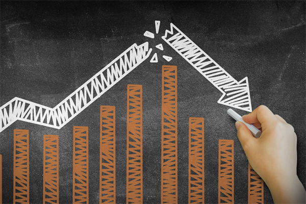 A股開盤大跌，近800股跌超9%，關(guān)聯(lián)企業(yè)如何調(diào)整戰(zhàn)略？