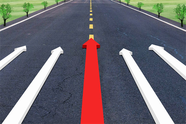 管理咨詢?nèi)绾瓮黄瞥Ｒ?guī)，為企業(yè)量身打造核心競(jìng)爭(zhēng)優(yōu)勢(shì)？