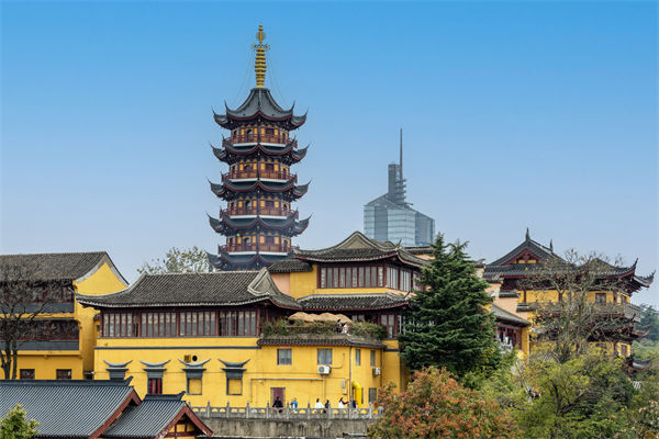 高薪招不來(lái)人，低薪留不住才，南京薪酬咨詢公司如何破解困局？