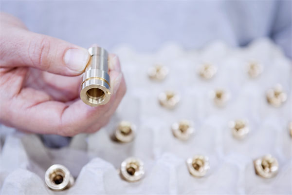 產(chǎn)品次品率高，精益生產(chǎn)怎樣全方位管控提高質(zhì)量？