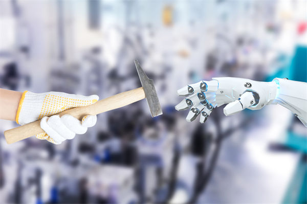 員工對數(shù)字化管理抵觸，推進(jìn)遇阻，怎樣化解難題？