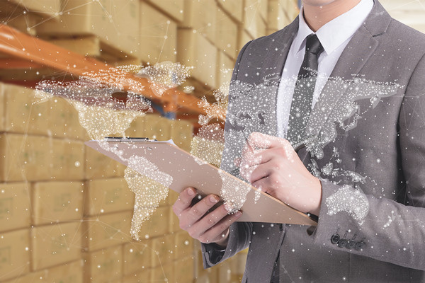 在全球化背景下，集成供應鏈面臨哪些挑戰(zhàn)與機遇？