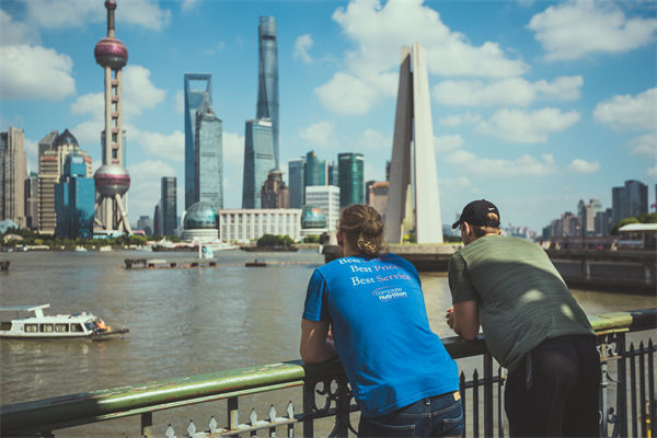 供應(yīng)鏈分析：外國游客“買買買”，中國購更火了