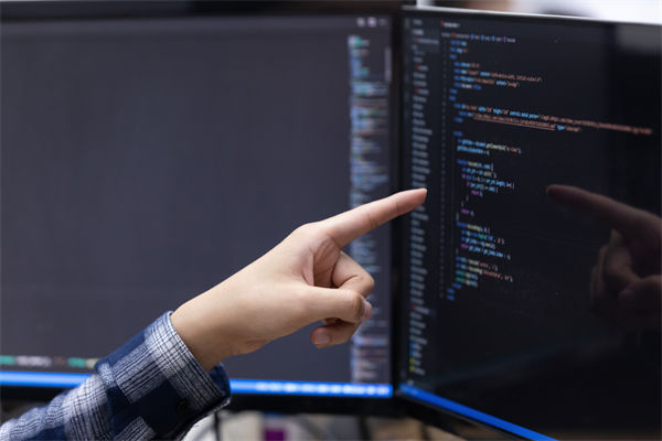 數(shù)據(jù)泛濫成災(zāi)難利用？企業(yè)數(shù)字化轉(zhuǎn)型如何打通任督二脈？