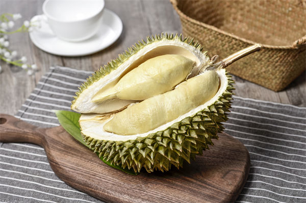 榴蓮價(jià)格暴跌50%，有人買了50箱，預(yù)算管理怎么看？