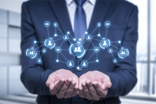 跨區(qū)域擴(kuò)張時，集團(tuán)管控如何防止管理效能稀釋？