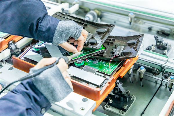 如何通過精益生產(chǎn)優(yōu)化生產(chǎn)布局，提升整體生產(chǎn)效率？