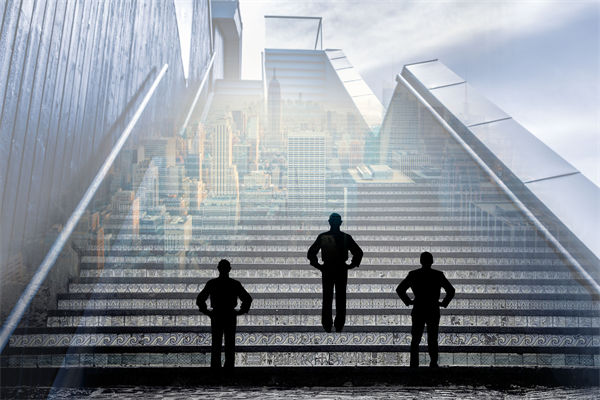 績(jī)效反饋只談問(wèn)題，員工成長(zhǎng)動(dòng)力該如何真正激活？