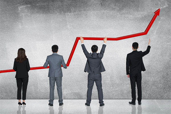 薪酬體系建了又改，管理為何總跟不上戰(zhàn)略步伐？