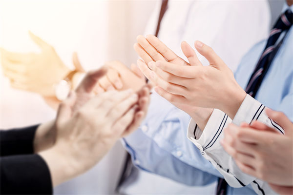 薪資體系常迭代，員工如何從被動(dòng)接受到主動(dòng)認(rèn)同？