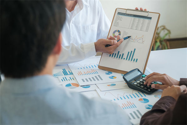 預(yù)算調(diào)整機制看似靈活，應(yīng)對市場變化為何仍顯滯后？