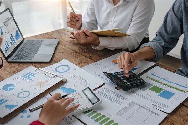 績效考評淪為形式主義，員工敷衍應(yīng)付企業(yè)怎么破？